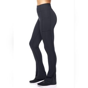 Expert Brand Black High-Waist Flare Leggings w/ Cell Pockets Size Medium